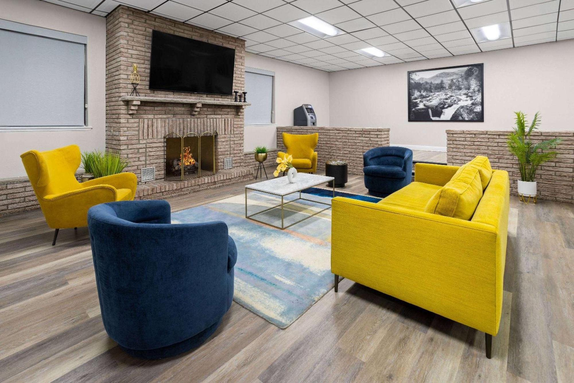 Super 8 By Wyndham Henrietta/Rochester Area Εξωτερικό φωτογραφία