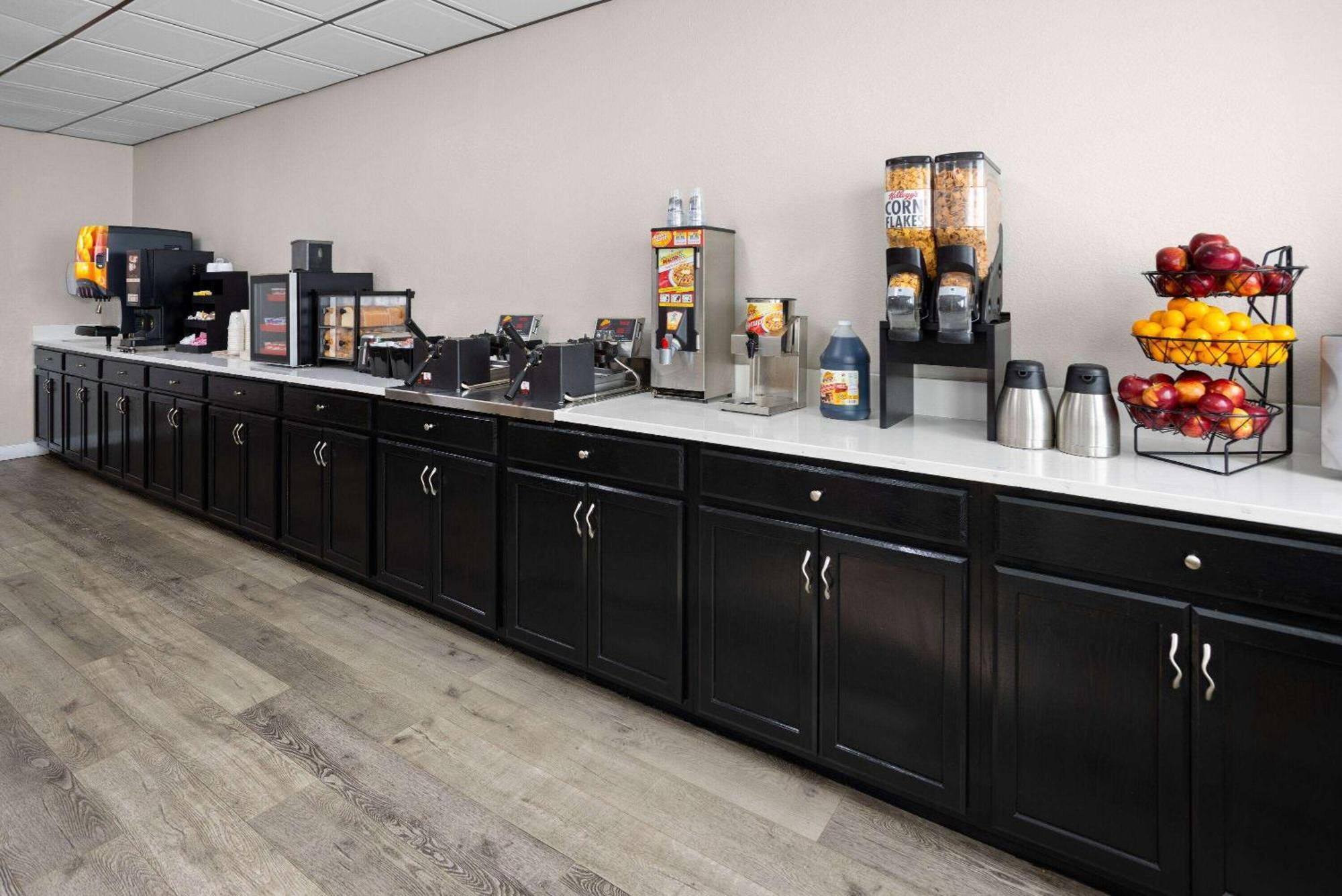 Super 8 By Wyndham Henrietta/Rochester Area Εξωτερικό φωτογραφία